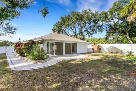 4557 Worcester Road Sarasota FL 34231