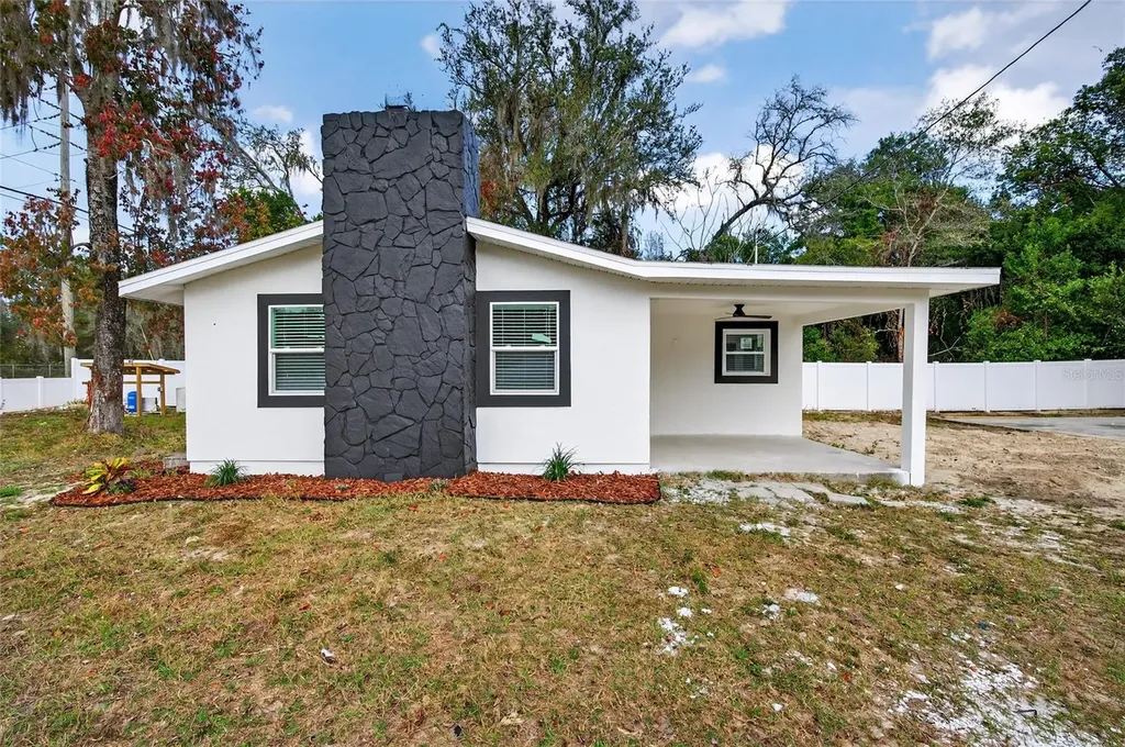 17352 Us Highway 41 Spring Hill FL 34610
