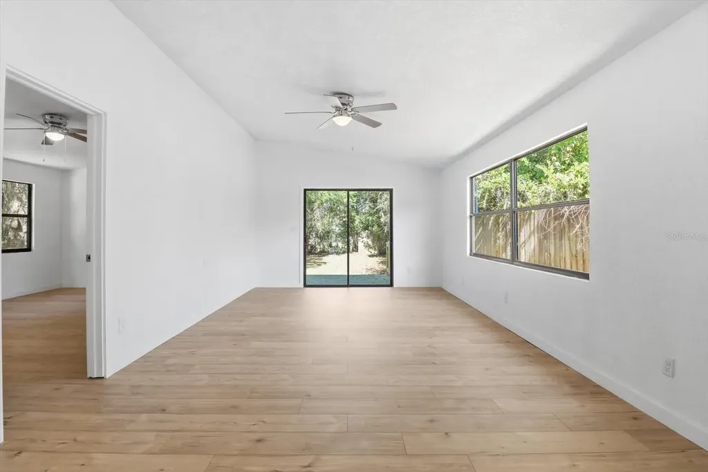 20473 W Mckinney Avenue Dunnellon FL 34431