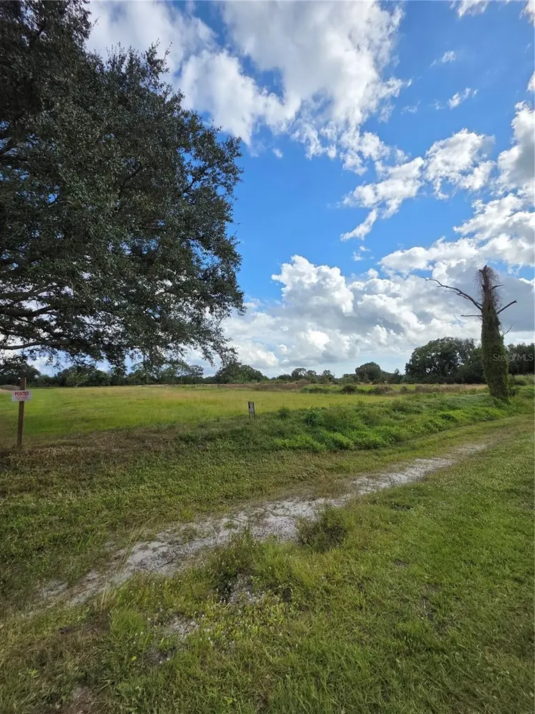 1132 NE 48th Avenue Okeechobee FL 34972