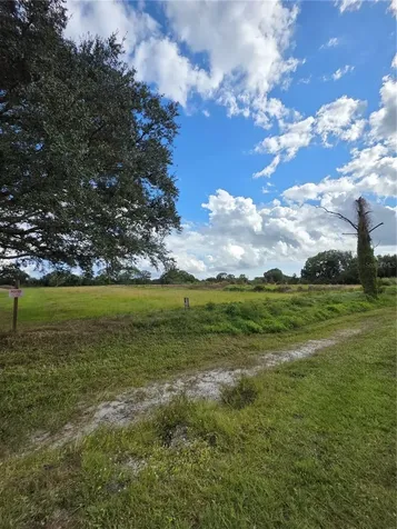 1132 NE 48th Avenue Okeechobee FL 34972