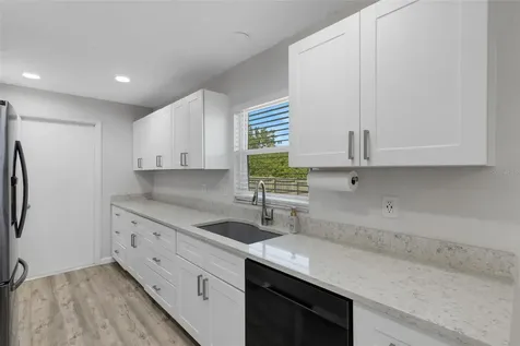 2057 Linwood Drive Sarasota FL 34232