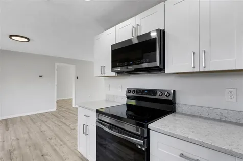 2057 Linwood Drive Sarasota FL 34232