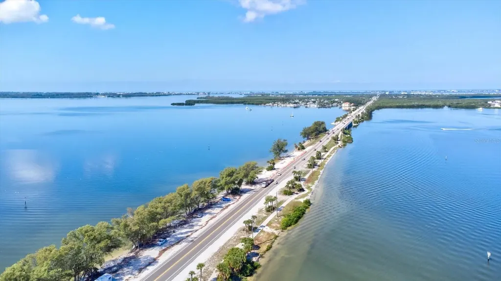 511 84th Street NW Bradenton FL 34209