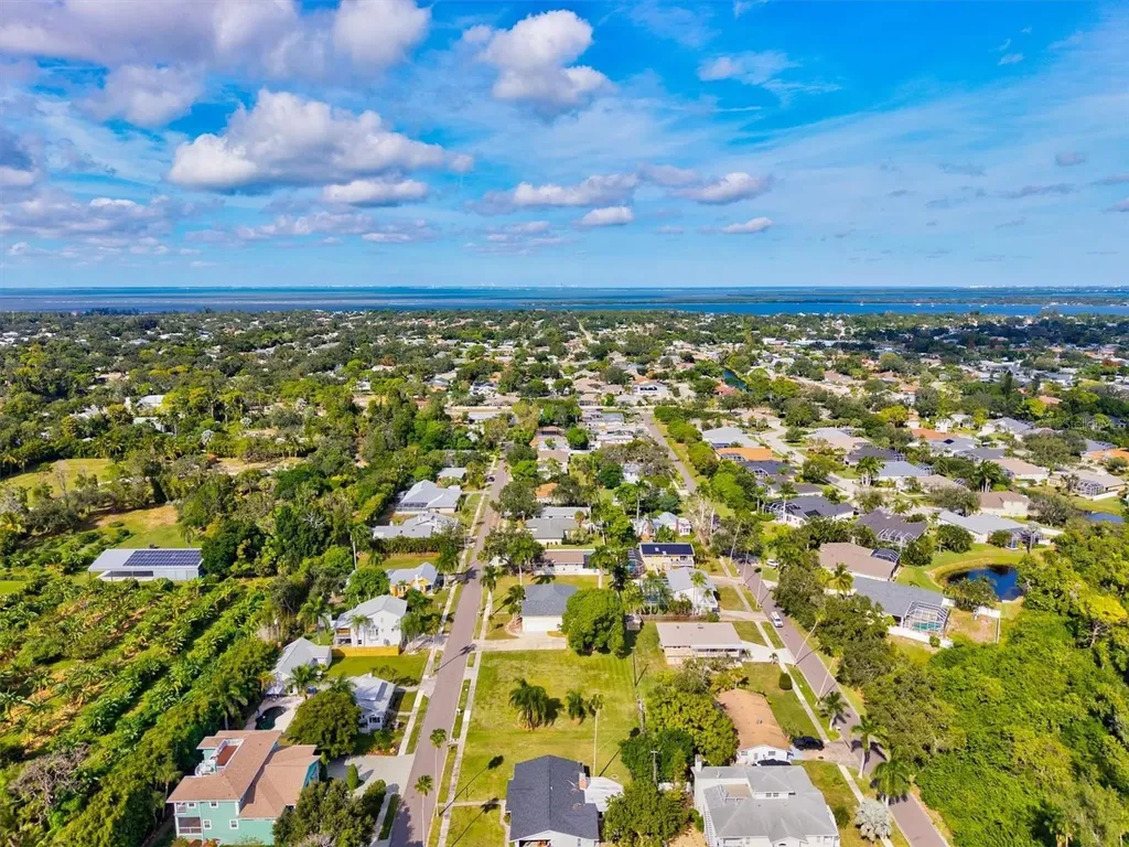 511 84th Street NW Bradenton FL 34209