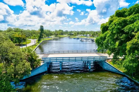 511 84th Street NW Bradenton FL 34209