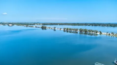511 84th Street NW Bradenton FL 34209