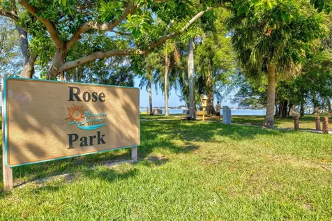 511 84th Street NW Bradenton FL 34209