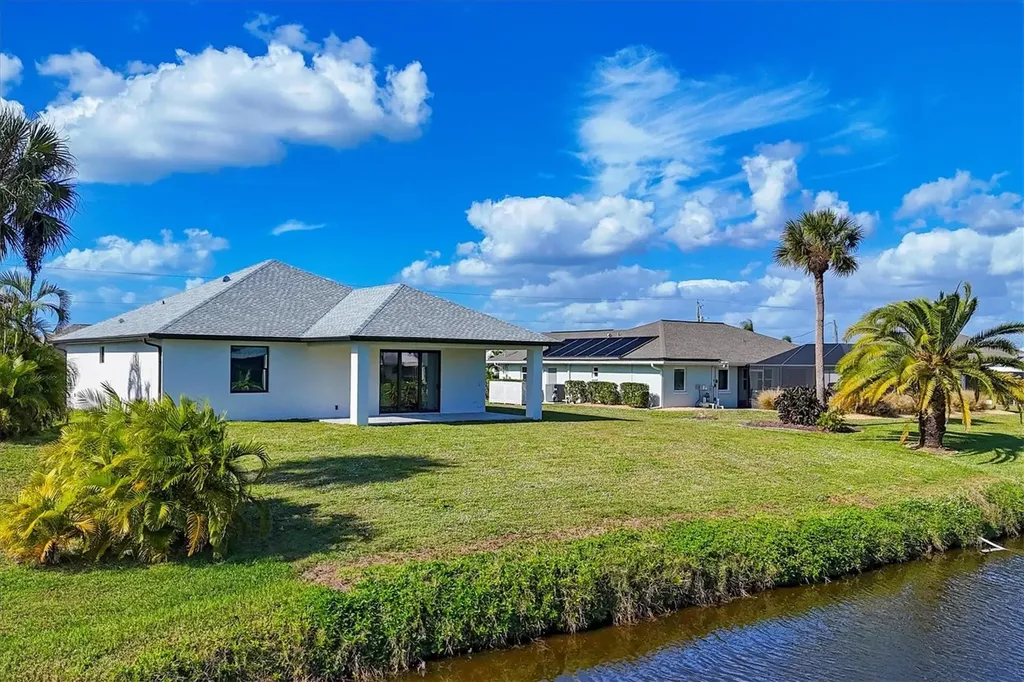 9 Bunker Place Rotonda West FL 33947