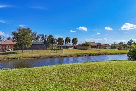 9 Bunker Place Rotonda West FL 33947