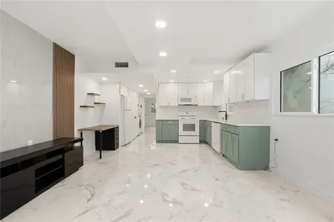 3675 Gulf Boulevard St Pete Beach FL 33706