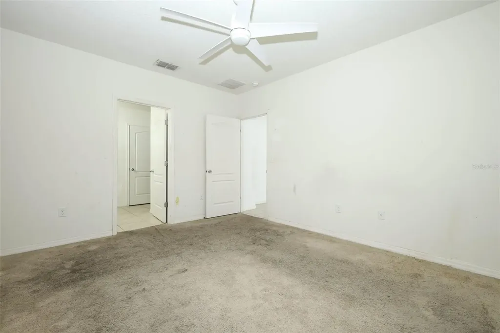 1864 Green Dragon Drive St Cloud FL 34771