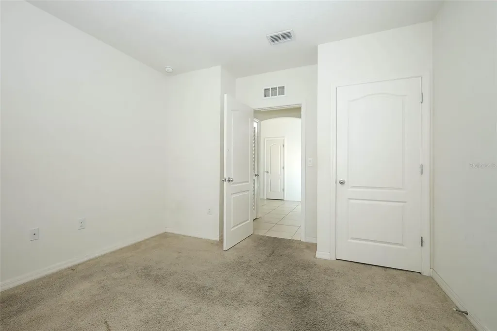 1864 Green Dragon Drive St Cloud FL 34771