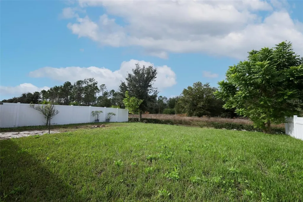 1864 Green Dragon Drive St Cloud FL 34771