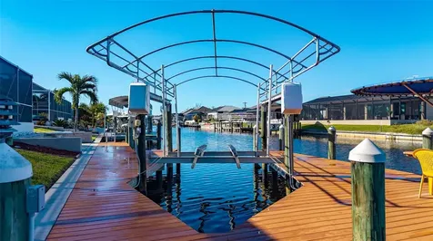 430 NW 39th Avenue Cape Coral FL 33993