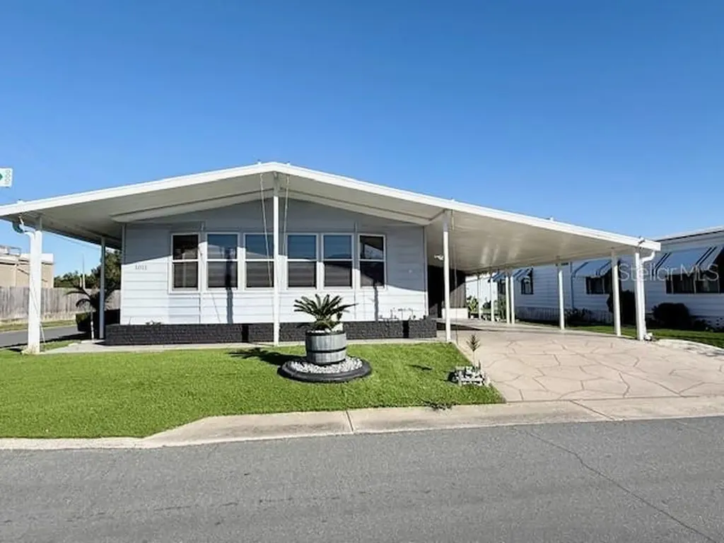 1011 Elizabeth Lane Lakeland FL 33809