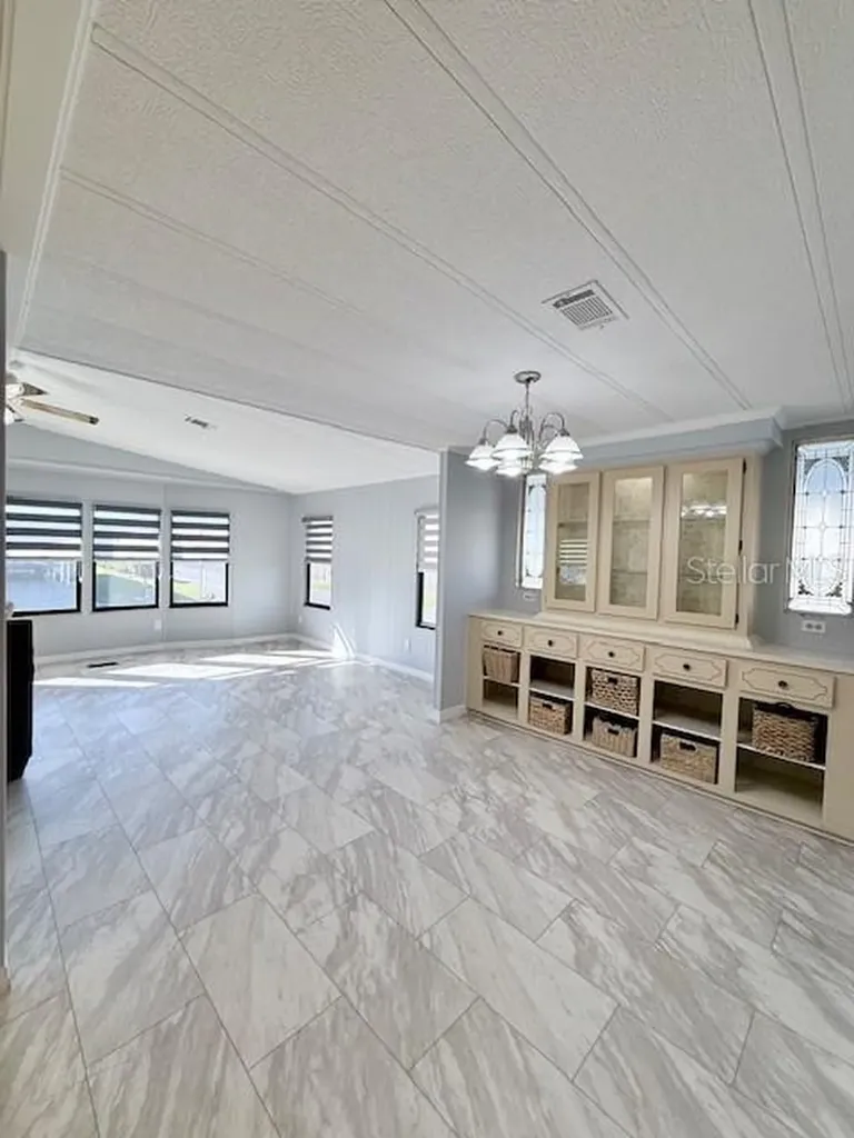 1011 Elizabeth Lane Lakeland FL 33809