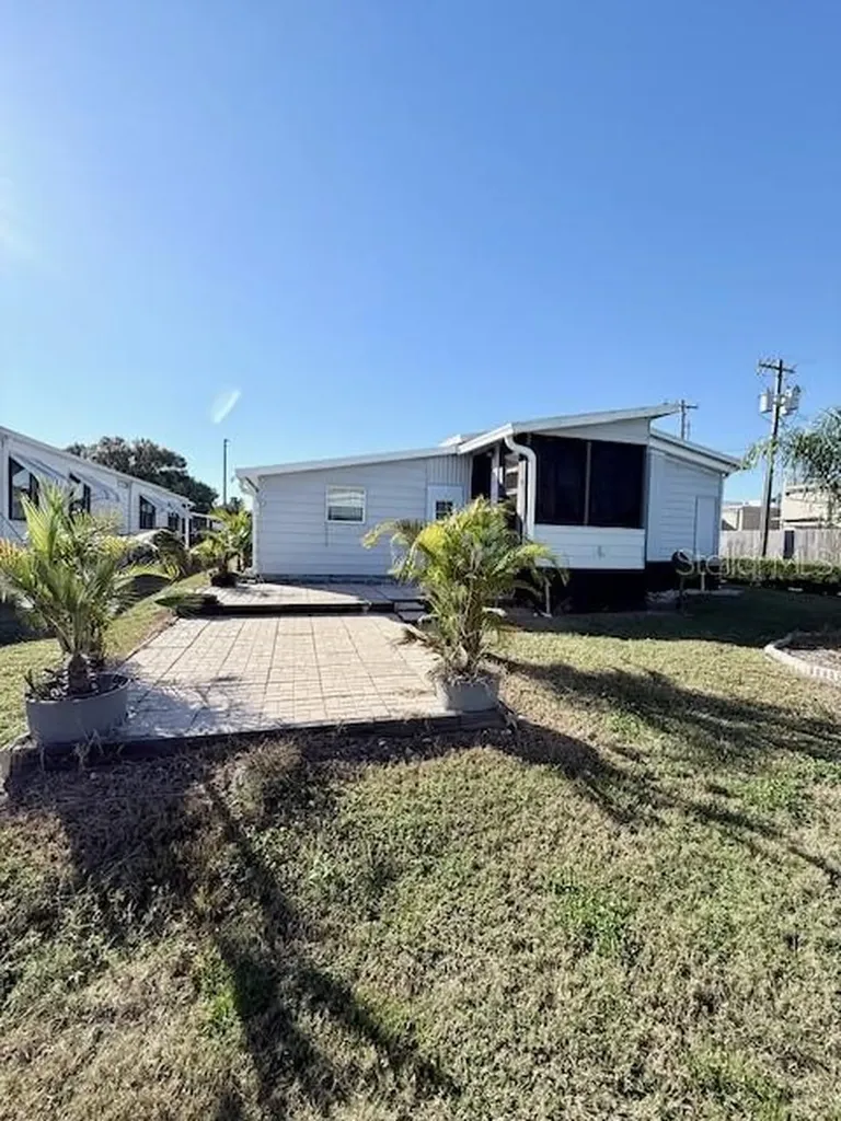 1011 Elizabeth Lane Lakeland FL 33809