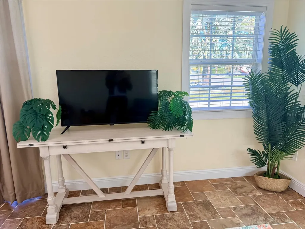 4697 SE 94th Avenue Webster FL 33597