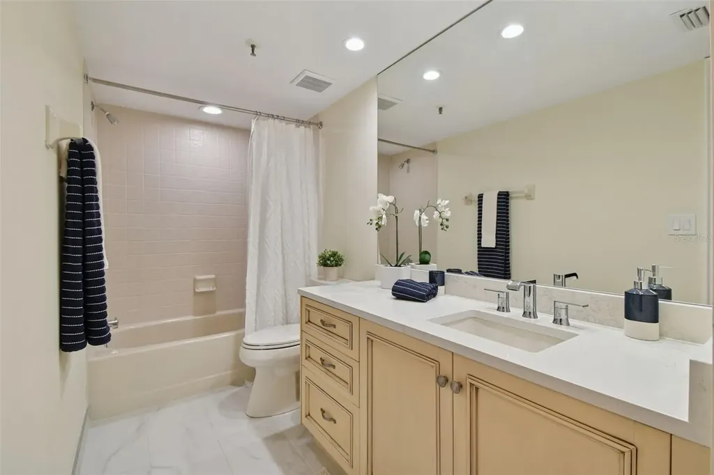 1586 Gulf Boulevard Clearwater Beach FL 33767