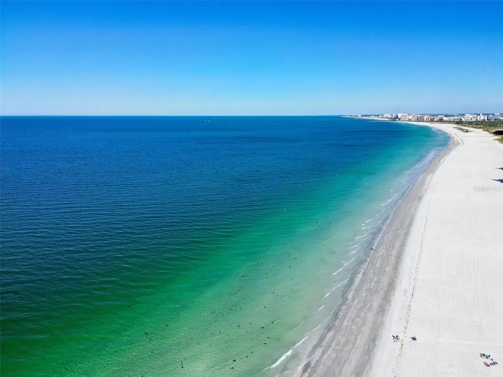 1586 Gulf Boulevard Clearwater Beach FL 33767