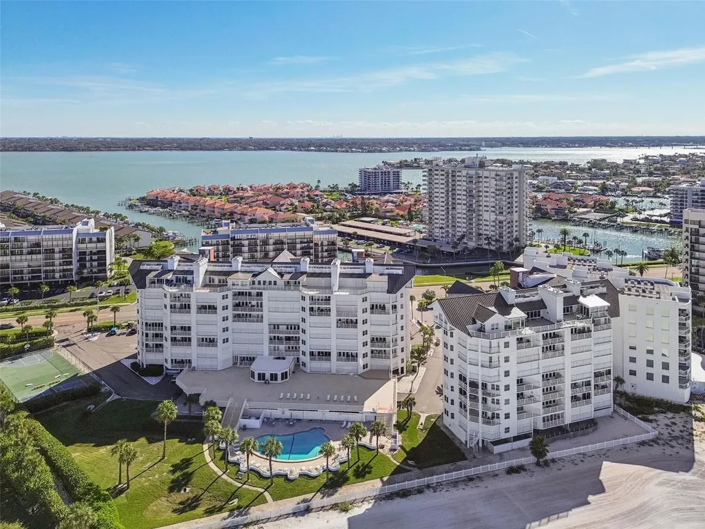 1586 Gulf Boulevard Clearwater Beach FL 33767
