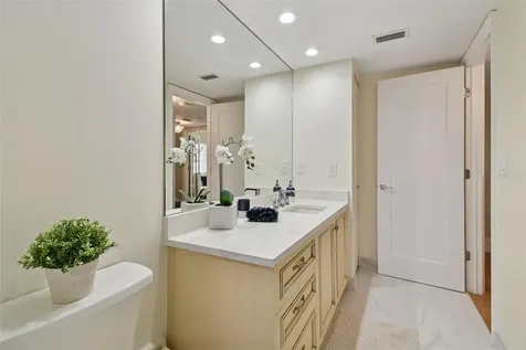 1586 Gulf Boulevard Clearwater Beach FL 33767