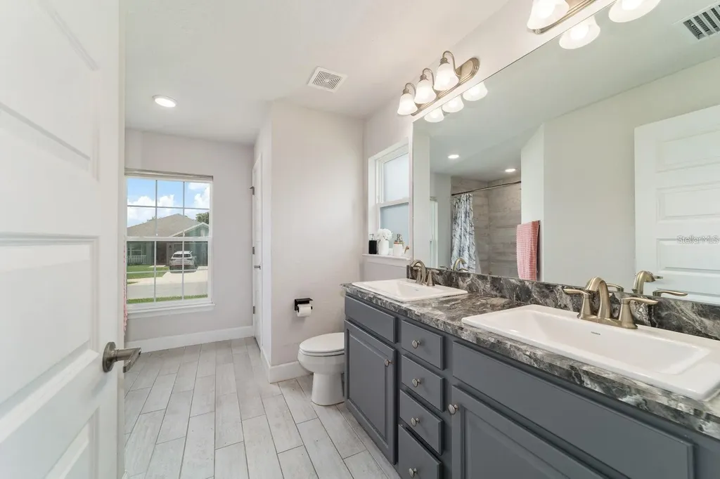 4427 NW 2nd Court Ocala FL 34475