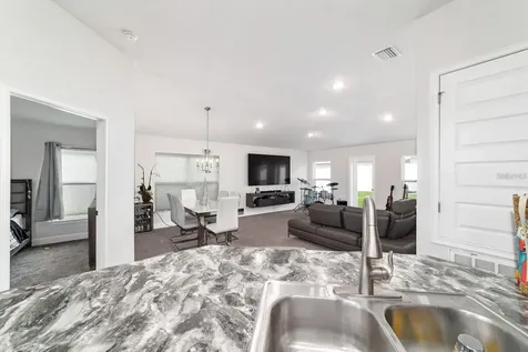 4427 NW 2nd Court Ocala FL 34475