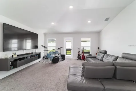 4427 NW 2nd Court Ocala FL 34475