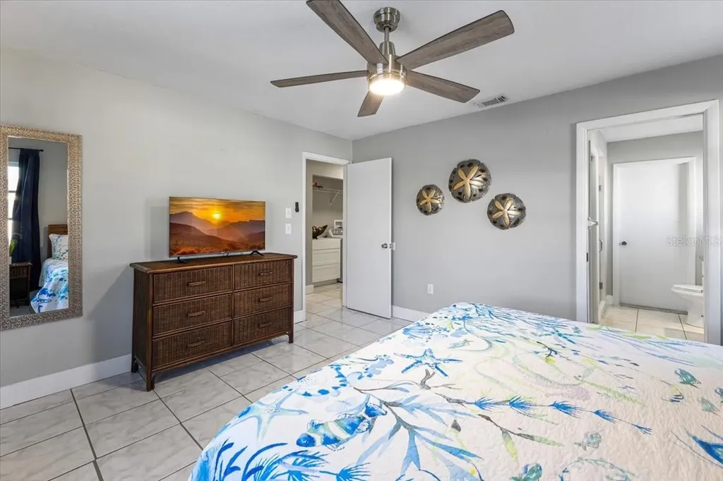 2061 Illinois Avenue Englewood FL 34224