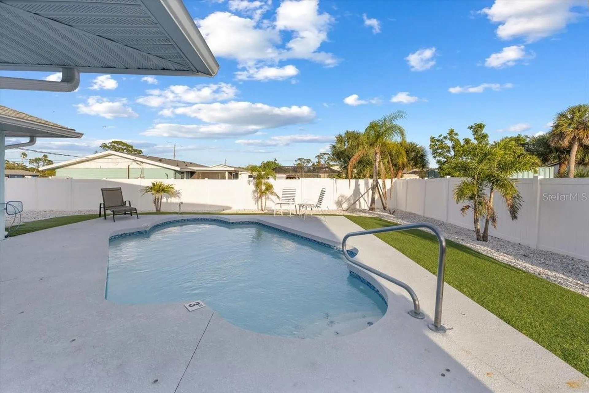 2061 Illinois Avenue Englewood FL 34224