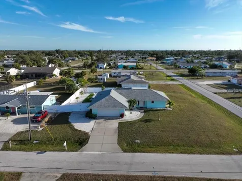 2061 Illinois Avenue Englewood FL 34224