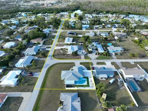 2061 Illinois Avenue Englewood FL 34224