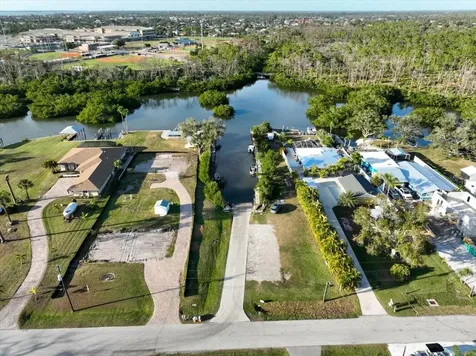 2061 Illinois Avenue Englewood FL 34224
