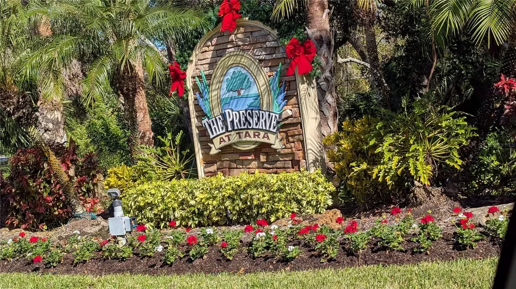7037 Scrub Jay Way Bradenton FL 34203