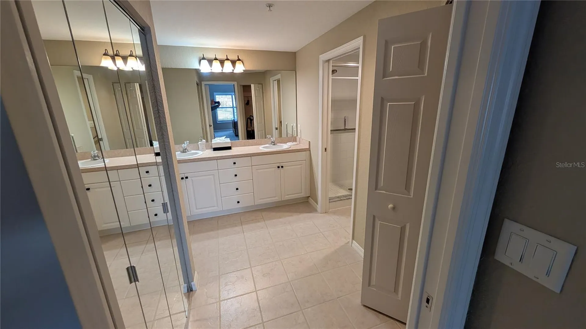 7037 Scrub Jay Way Bradenton FL 34203