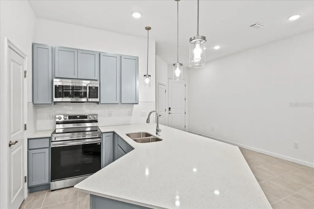 10525 Ebb Tide Lane Orlando FL 32821