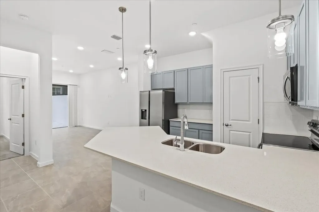 10525 Ebb Tide Lane Orlando FL 32821