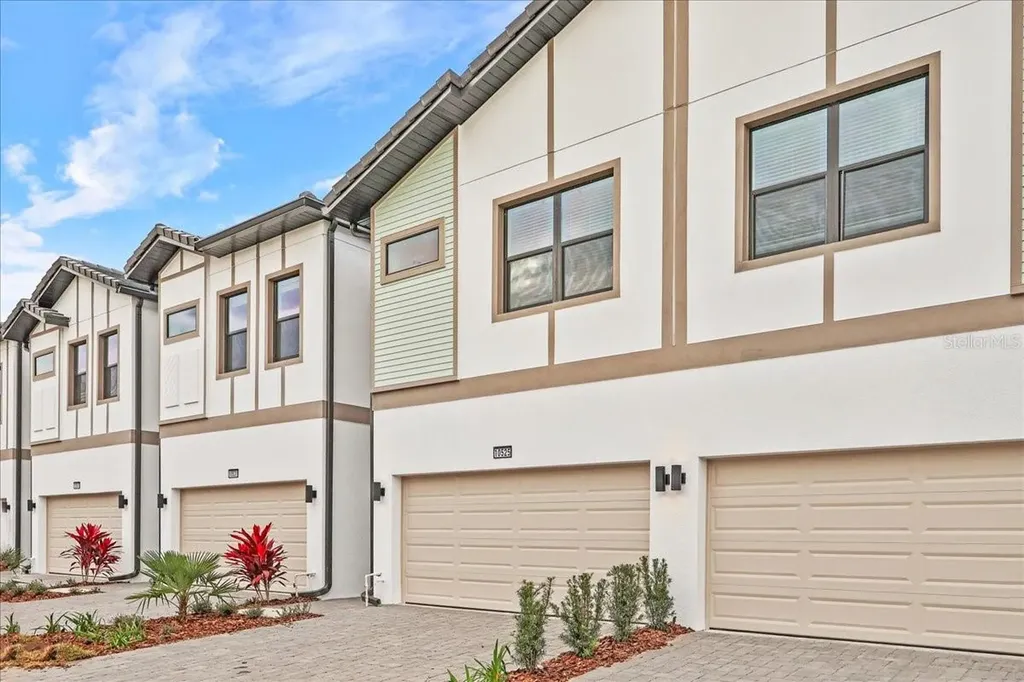 10525 Ebb Tide Lane Orlando FL 32821