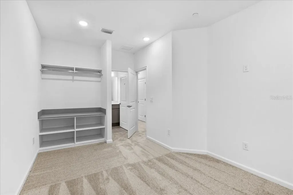 10525 Ebb Tide Lane Orlando FL 32821