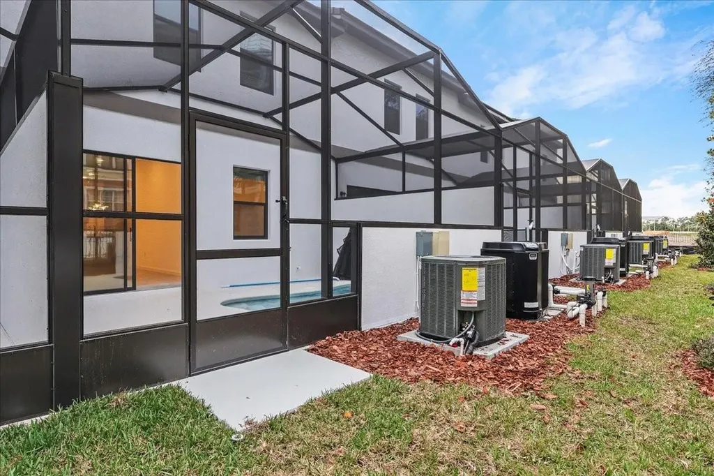 10525 Ebb Tide Lane Orlando FL 32821