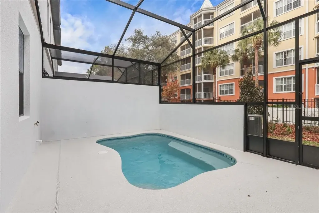 10525 Ebb Tide Lane Orlando FL 32821