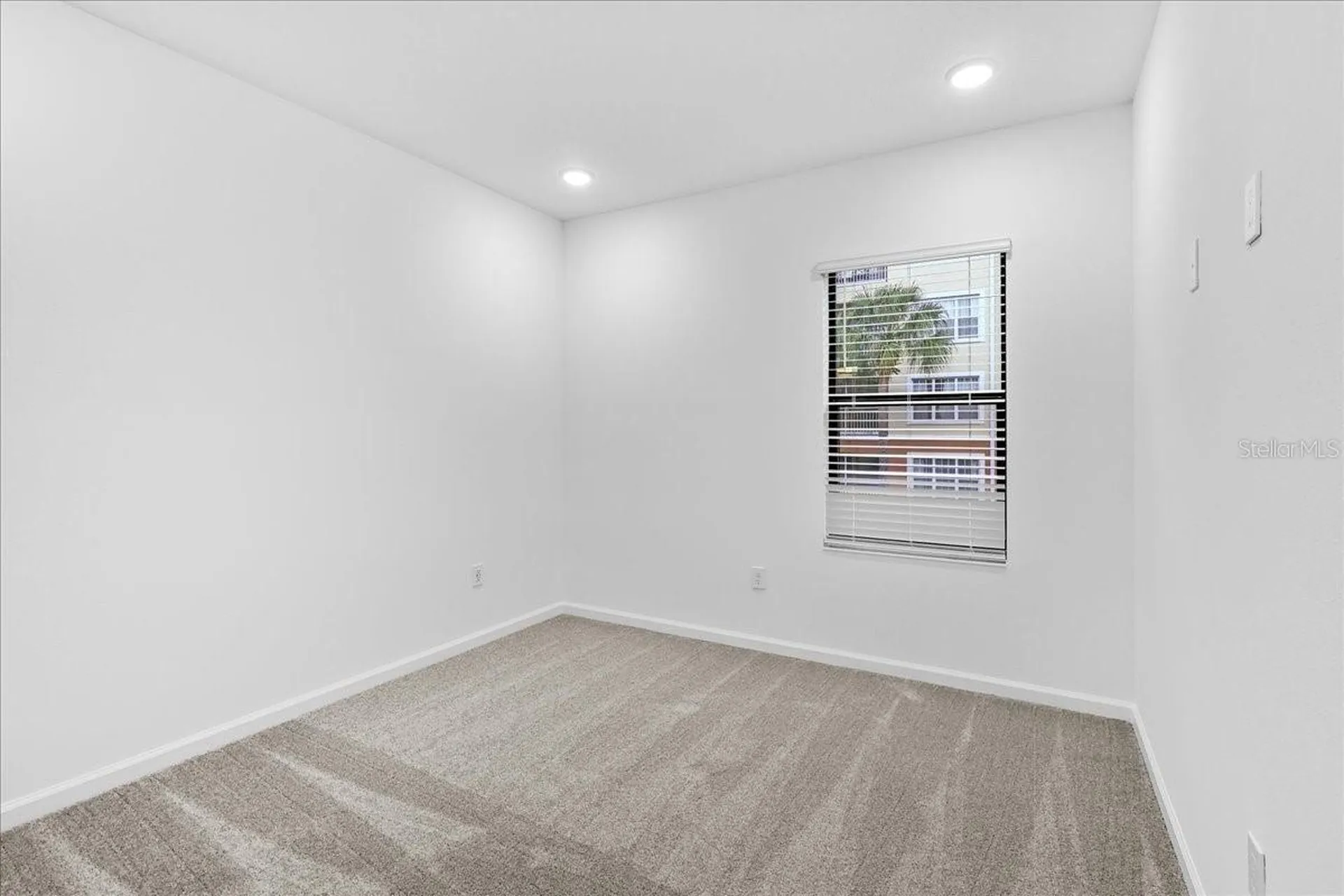 10525 Ebb Tide Lane Orlando FL 32821