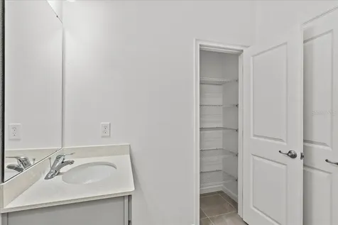 10525 Ebb Tide Lane Orlando FL 32821