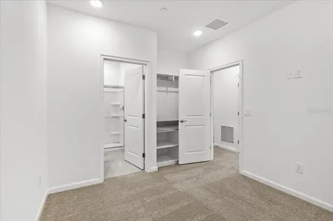 10525 Ebb Tide Lane Orlando FL 32821