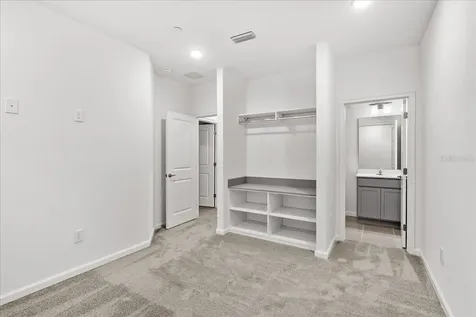 10525 Ebb Tide Lane Orlando FL 32821
