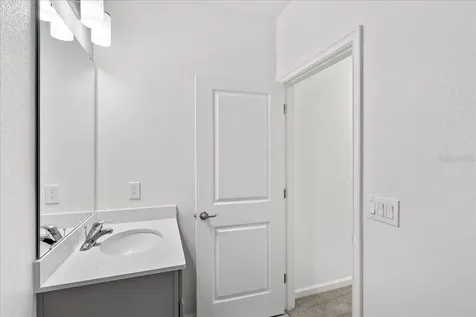 10525 Ebb Tide Lane Orlando FL 32821