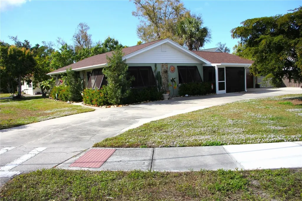 624 Showalter Avenue Punta Gorda FL 33950