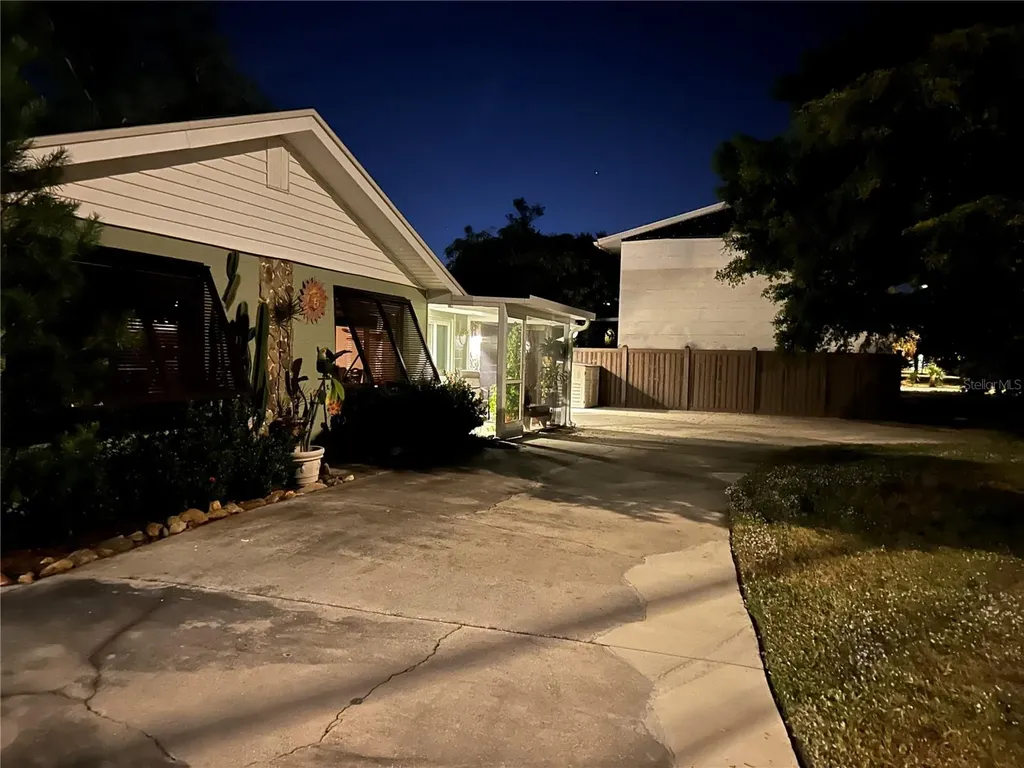 624 Showalter Avenue Punta Gorda FL 33950